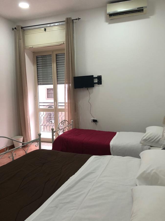 Partenope Legend B&B Napoli Ngoại thất bức ảnh